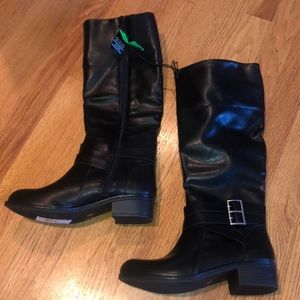 black high boots